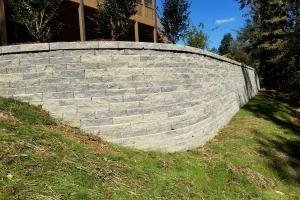 02_retaining_wall_alabaster.webp