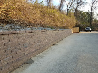 Retaining Wall Behind Oil Change Express in Alabaster, Al